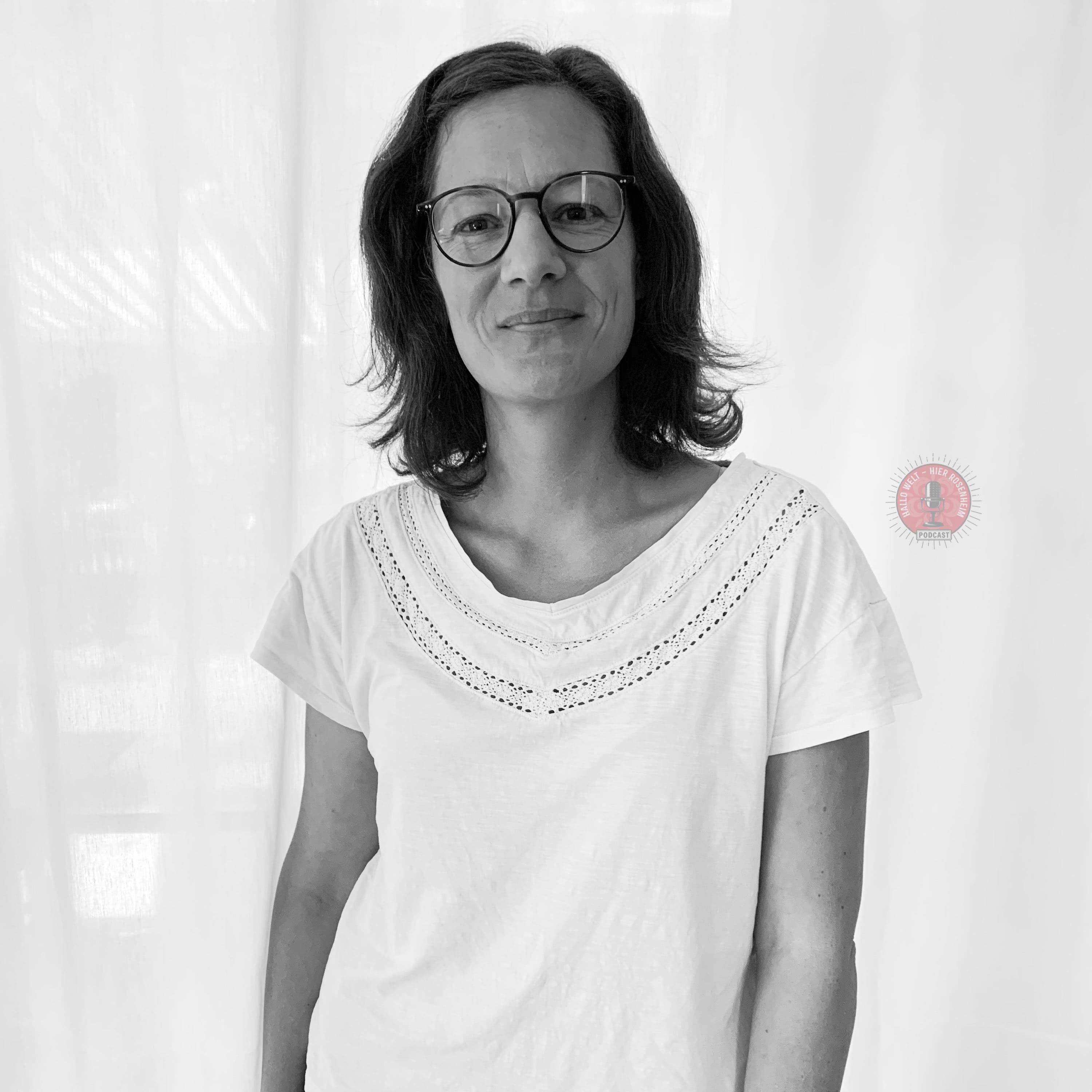 Julia Loebell - Hebamme